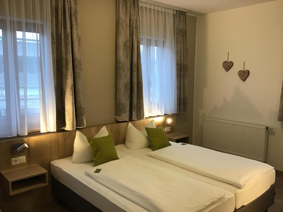 Gasthof Hotel Esterer Rosenheim Kültér fotó